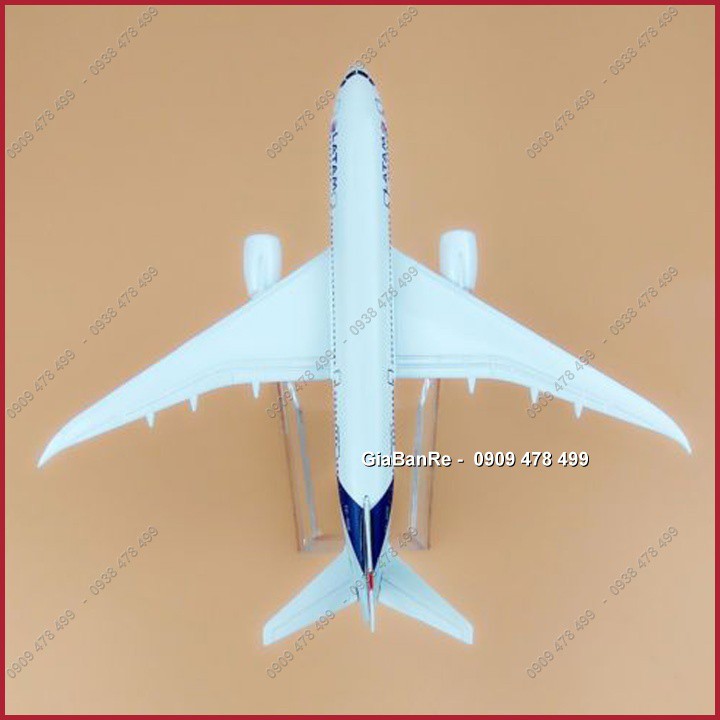 Mô Hình Kim Loại Máy Bay Fly Dubai - Uae - 16cm Đế Mica - 8936.3