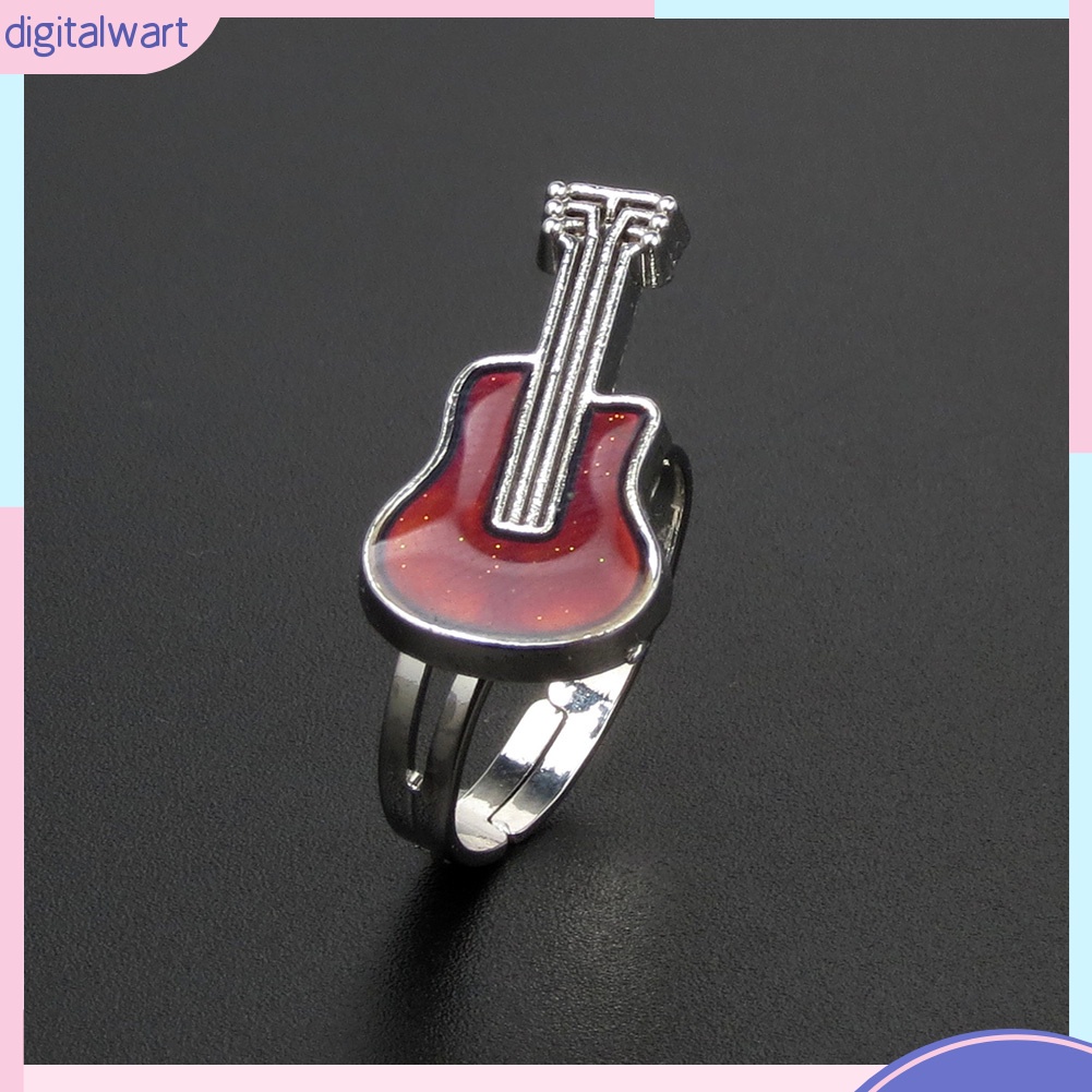 Nhẫn bóp hình đàn guitar thay đổi màu sắc theo tâm trạng