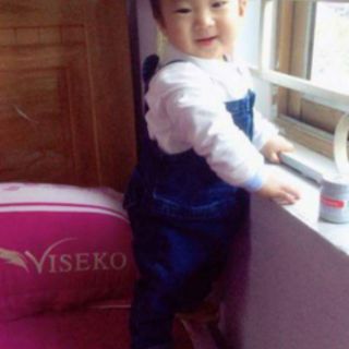 YẾM JEANS ĐEN + ÁO