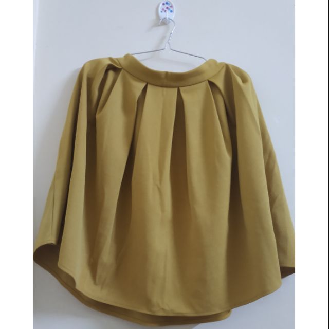Chân váy xếp ly