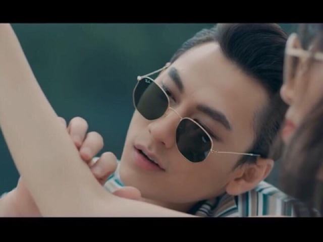 Kính RayBan Hexagonal flat lenses nam nữ đều đeo được | BigBuy360 - bigbuy360.vn