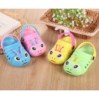 Dép sục sâu cho bé