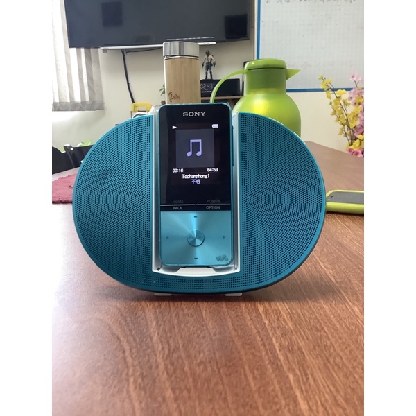 Máy mp3 Sony NW-S315 kèm dock loa