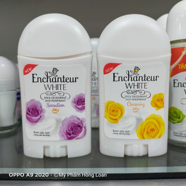 Lăn Khử Mùi ENCHANTUER WHITE