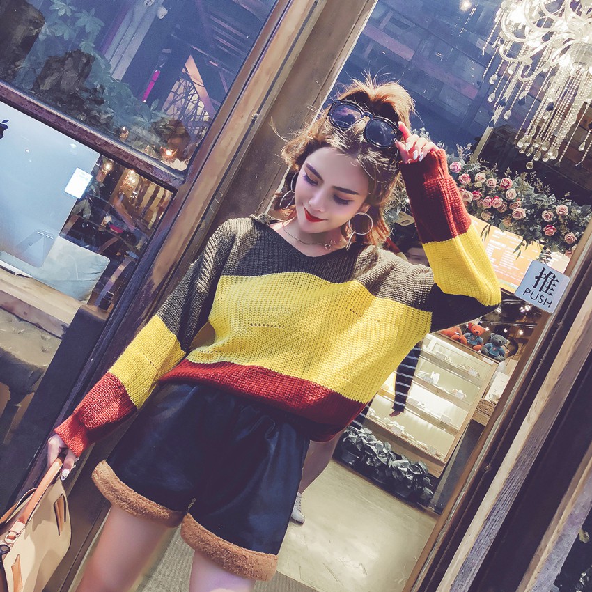 Áo len trùm đầu V- cổ + quần da PU quảng châu order | BigBuy360 - bigbuy360.vn