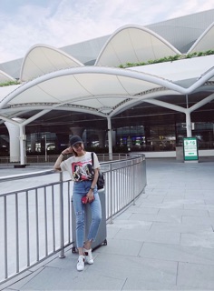 Áo phông  Bạch Tuyết