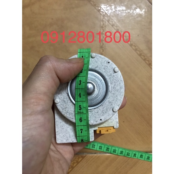 Quạt sứ tủ lạnh HITACHI Hàng chính hãng