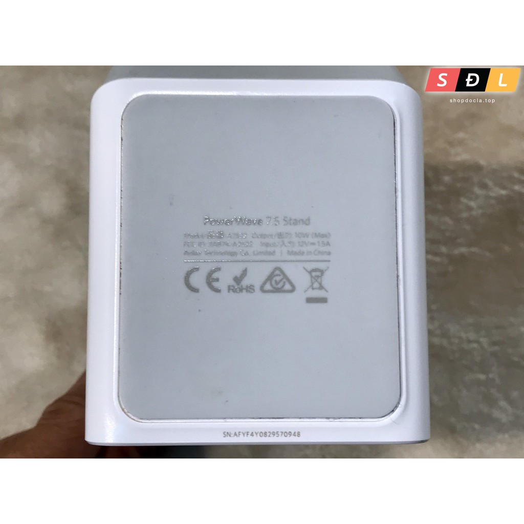 Đế sạc không dây Anker PowerWave 7.5 Stand model A2522 kèm cốc cáp sạc A2013