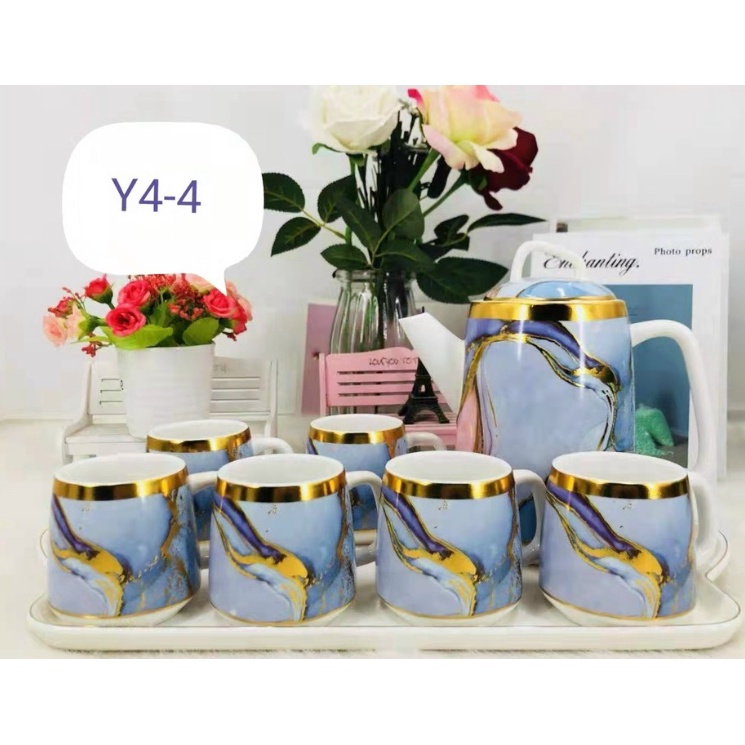 Bộ bình cốc uống trà sứ trắng viền vàng kèm khay kiểu Bắc Âu