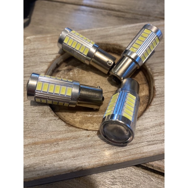 Đèn led lùi Fadil