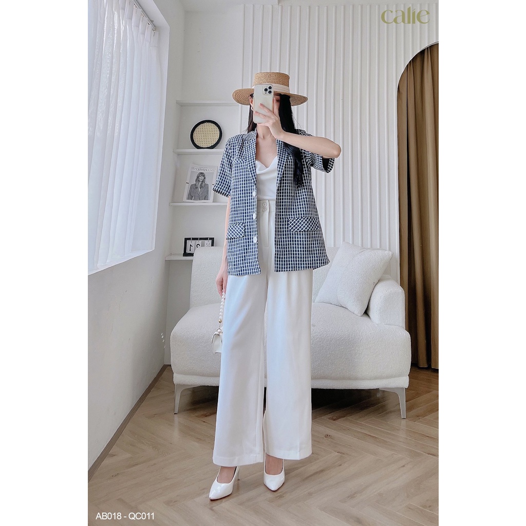 Áo blazer kẻ tay cộc basic cổ V dáng dứng Calie AB018