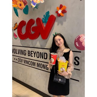 Set váy yếm kèm sơ mi tơ (giá sale)
