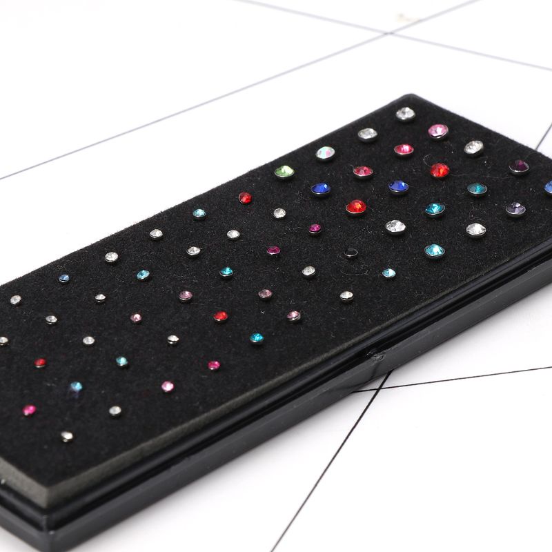 Hộp 60 chiếc khuyên mũi bằng thép không gỉ