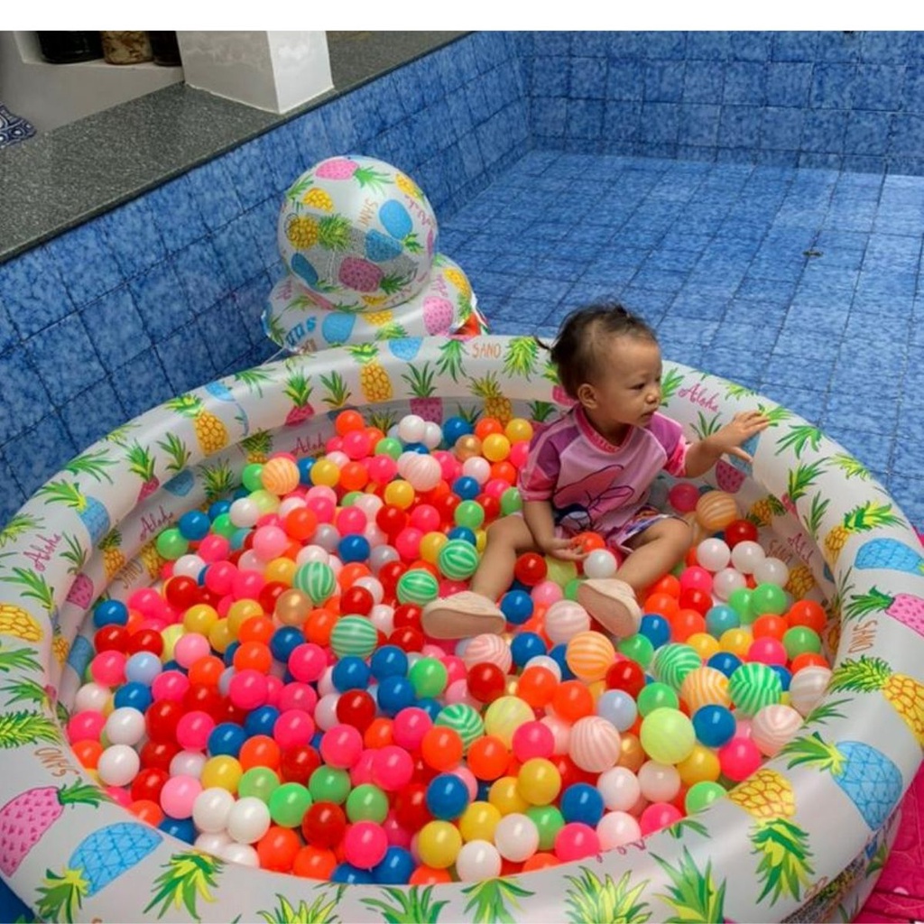 Bể Bơi Phao Cho Bé Tắm Vô Cùng Thích Thú