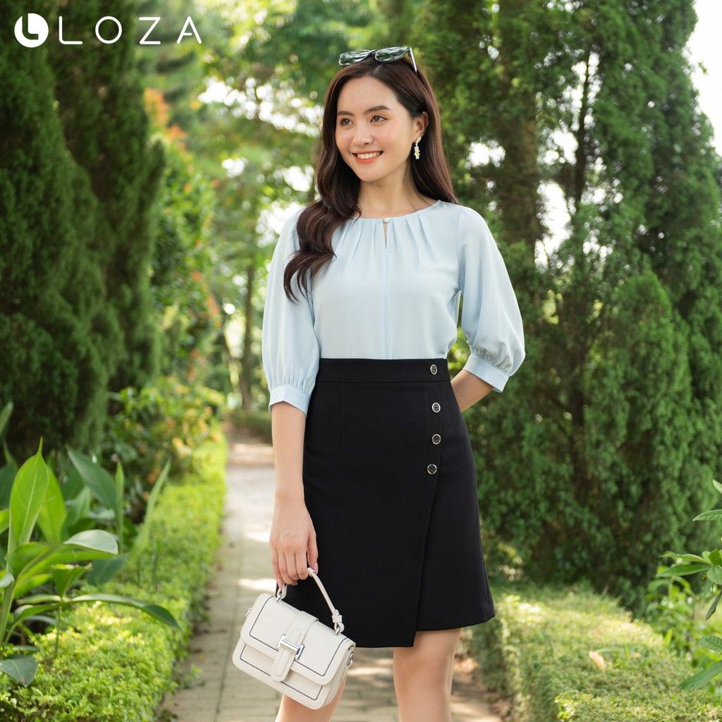 [Mã FASHIONMALLT4 giảm 15% đơn 150k] Áo sơ mi nữ LOZA tay lửng cổ nhún đính ngọc - LS1380