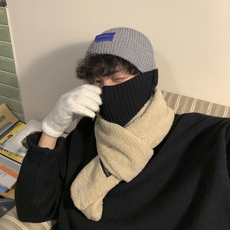 Áo thiết kế cổ lọ thời trang trẻ trung cho nam | BigBuy360 - bigbuy360.vn