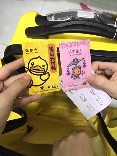 Vali cho bé B.Duck hàng chính hãng bảo hành 12 tháng  phiên bản chữ trắng