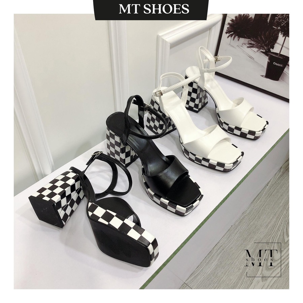 Sandal mũi đúp đế họa tiết caro gót vuông cao 9 phân form chuẩn đẹp kiểu dáng Hot Trend độc đáo cực dễ mang