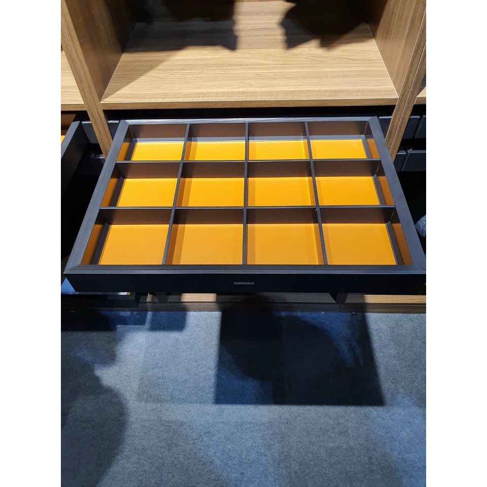 Khay Đựng Trang Sức Eurogold Khay Đựng Đồ Nhiều Ngăn CÓ THỢ LẮP ĐẶT