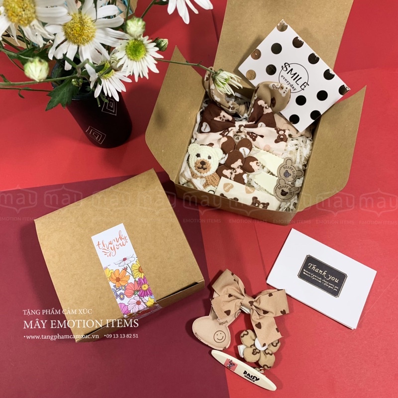 Set kẹp tóc xinh mix màu kèm hộp quà tặng và thiệp