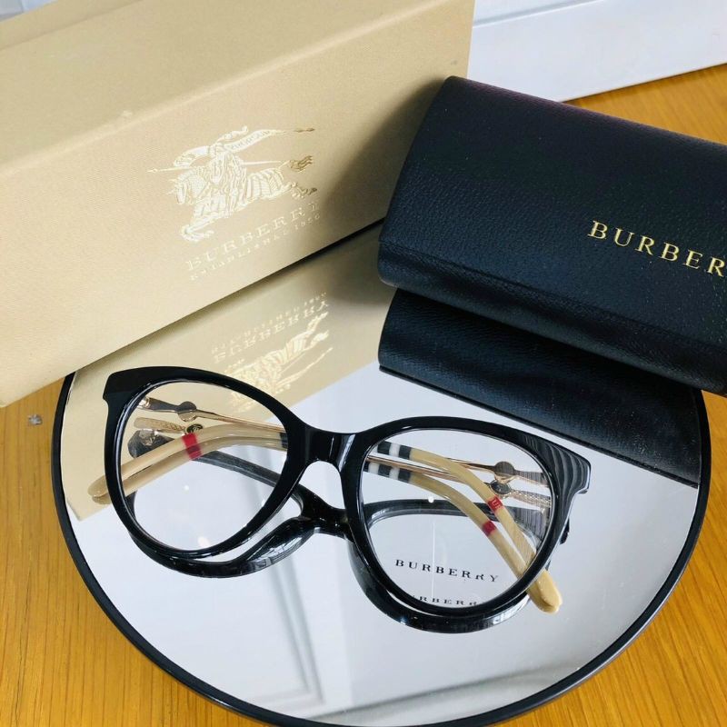 Kính Burberry