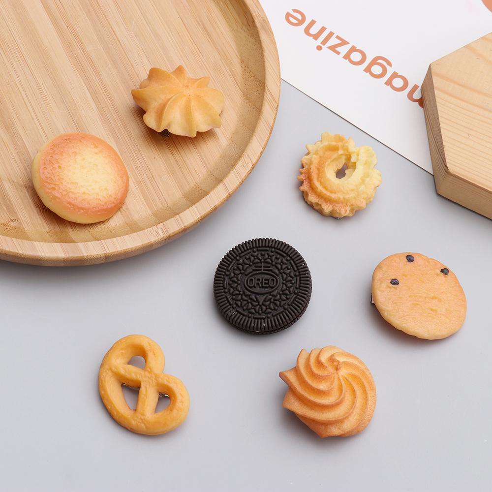 Kẹp Tóc Hình Bánh Quy 3D Dễ Thương