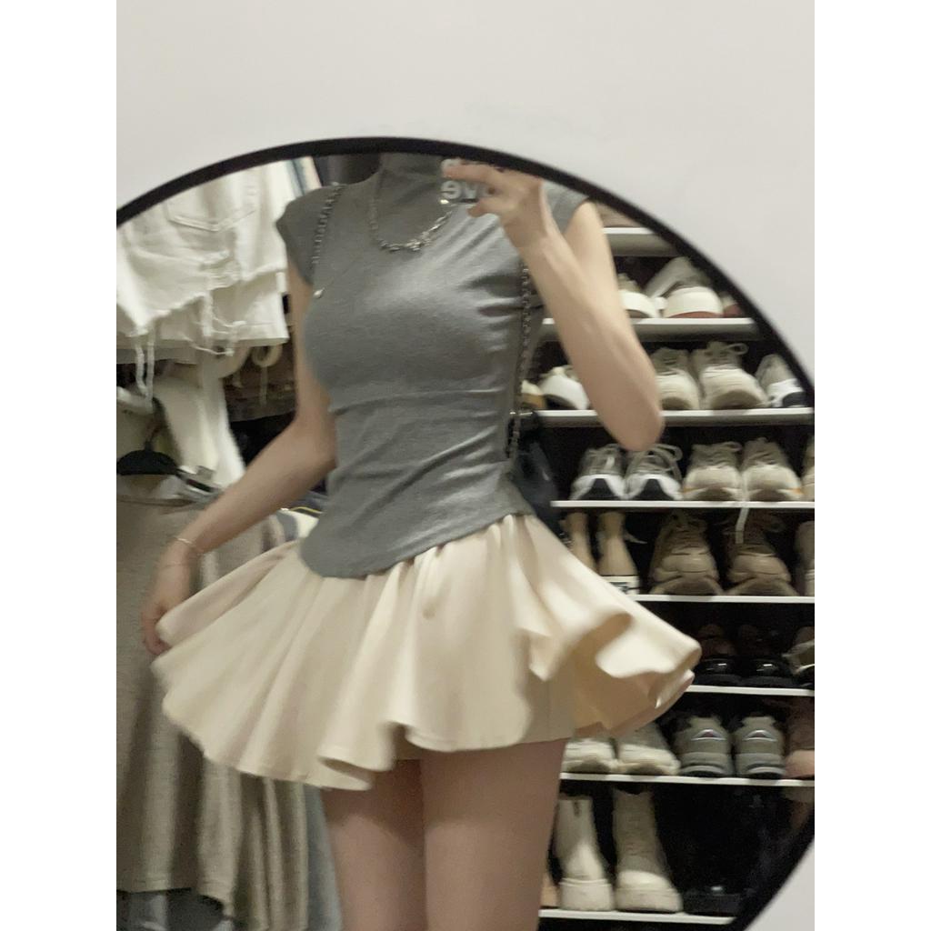 Bộ Áo Dệt Kim Cổ Cao Mềm Mại  Chân Váy Ngắn Thời Trang Xinh Xắn 61444