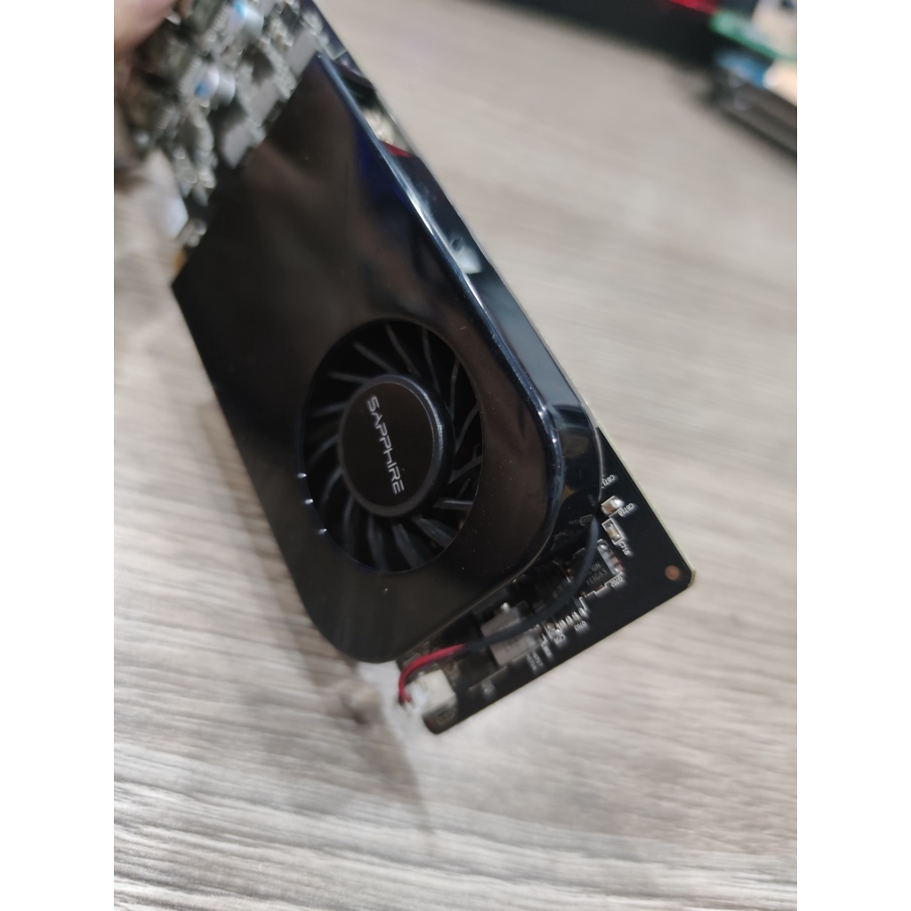 Card màn hình Sapphire Gpro 4200 4GB GDDR5 mini Display Port x 4 - Hỗ trợ xuất hình 4K, bo lùn