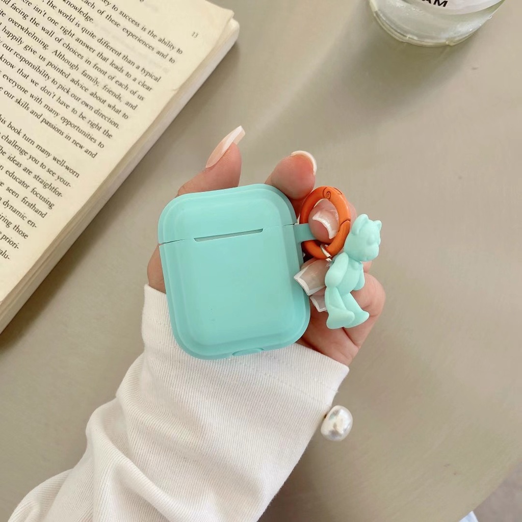 Vỏ Bảo Vệ Hộp Sạc Tai Nghe Bluetooth airpods 1 / 2 3 pro 2 Bằng Silicon Mềm Hình Gấu Dễ Thương Kèm Móc Tre