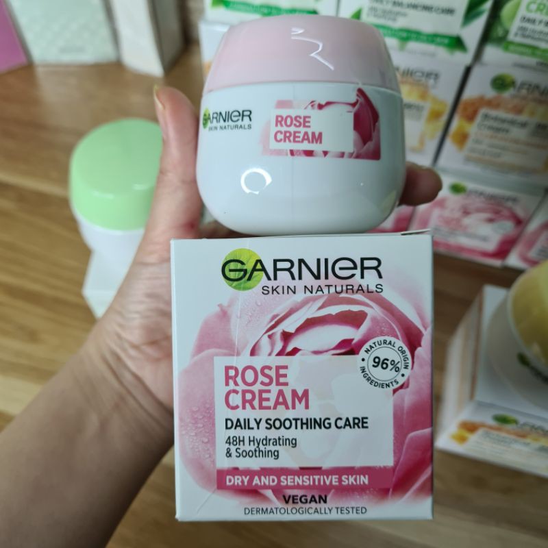 Kem dưỡng ẩm sáng da của Garnier 50ml Pháp