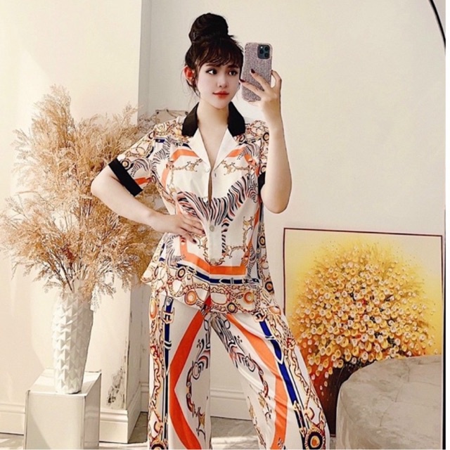 BỘ PIJAMA LỤA TAY NGẮN QUẢNG CHÂU CAO CẤP VẰN CAM