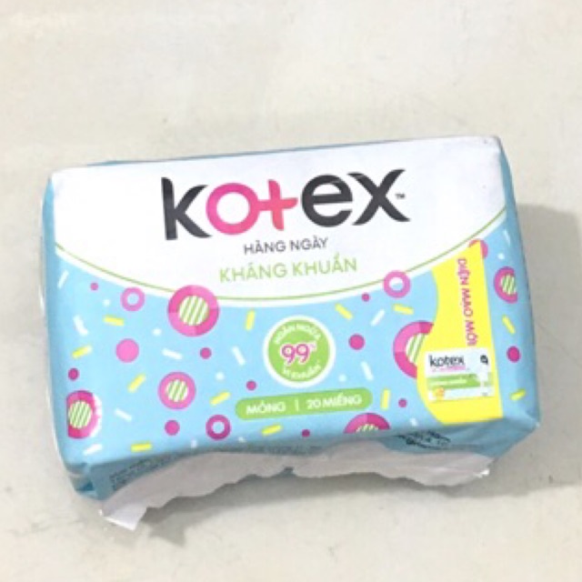 Băng vệ sinh hàng ngày KOTEX Kháng Khuẩn (20 Miếng) - BVS hàng ngày