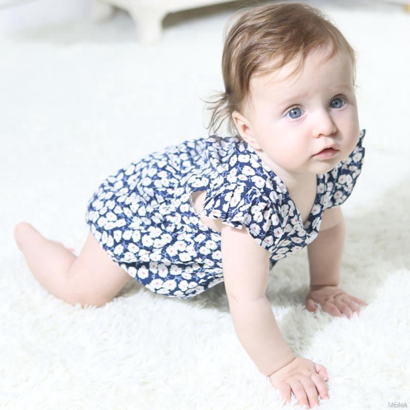 Áo liền quần tay cánh tiên họa tiết hoa xinh xắn cho bé gái 0-24 tháng