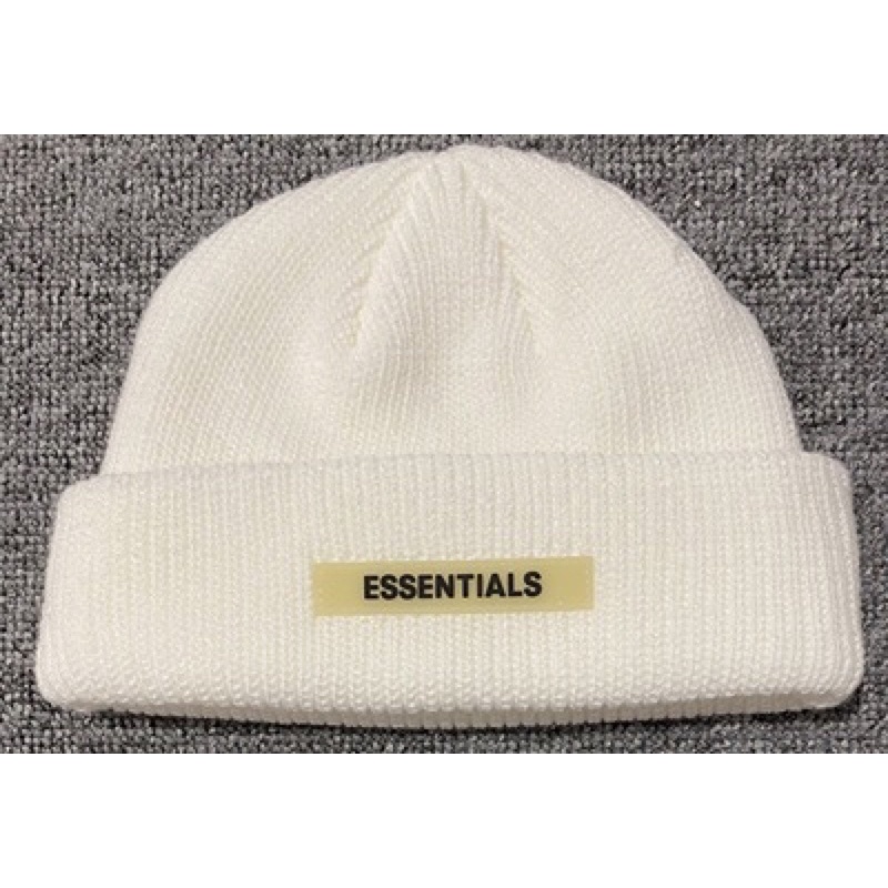 Mũ len Fear Of God essentials (M1)