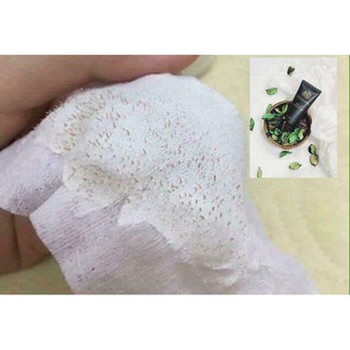Lột mụn đầu đen