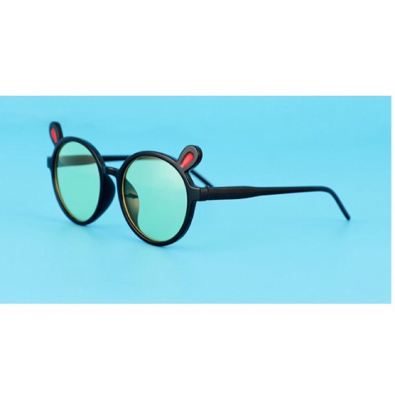 Mắt kính thời trang đáng yêu cho bé