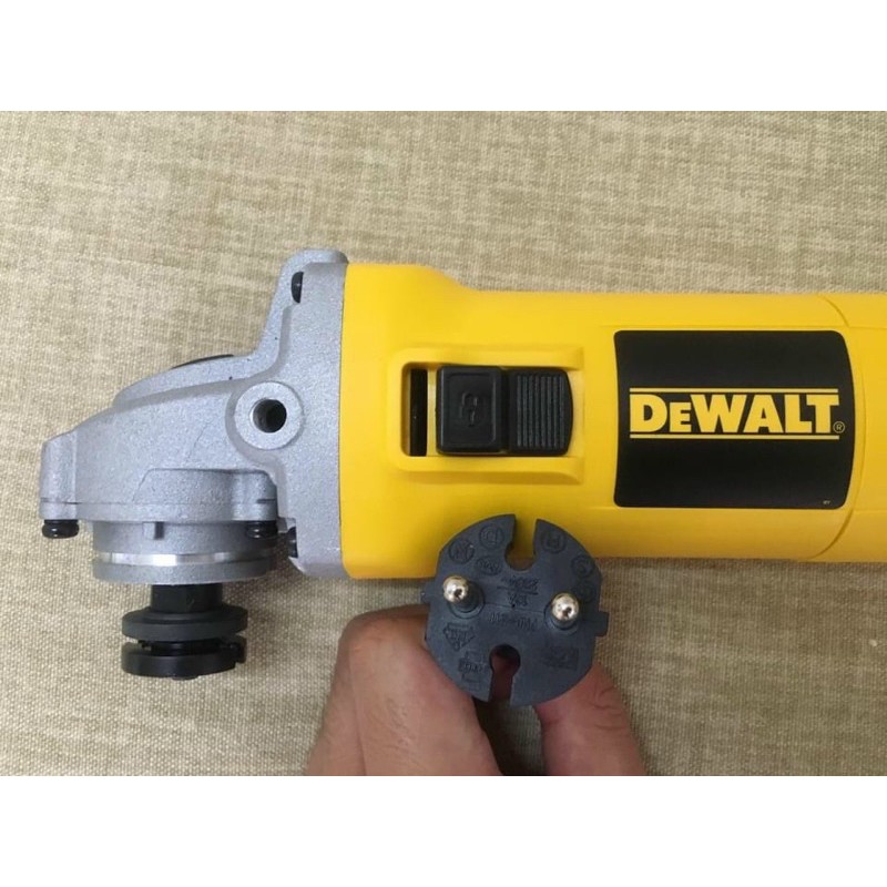 Máy Mài Góc Có Chỉnh Tốc Độ 950W 100 125 mm DEWALT  - Chính Hãng SKU DWE4118 DWE4119 DWE4118-B1 DWE4119-B1