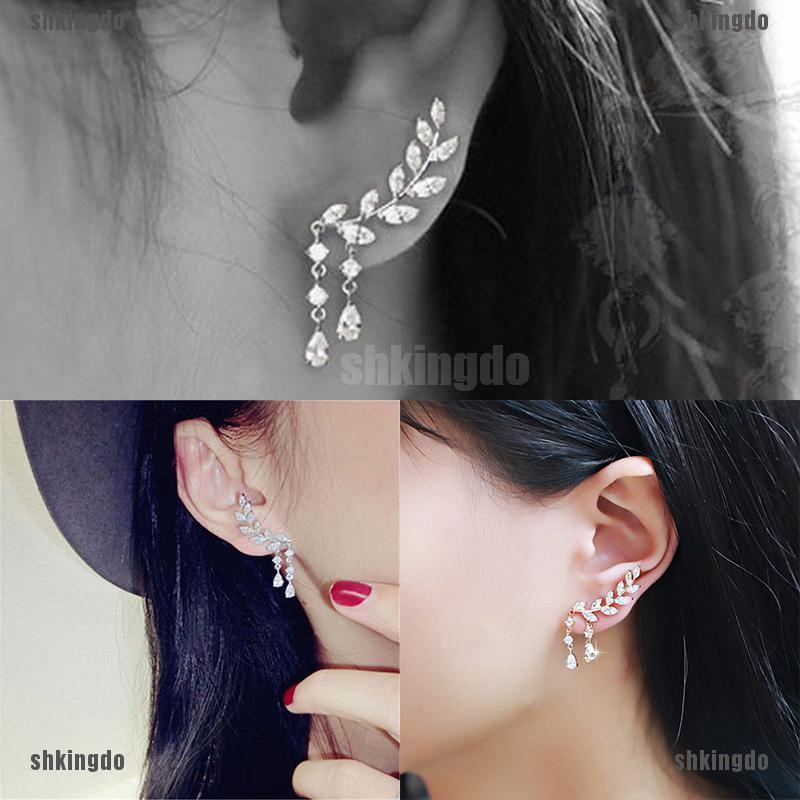 Khuyên tai tua rua mặt hình lá đính đá duyên dáng