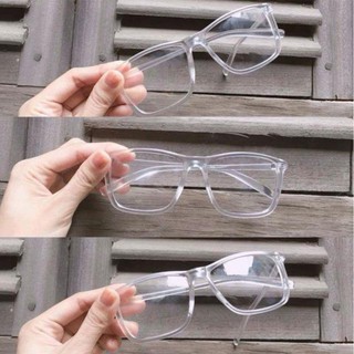 mắt kính trong suốt ( gọng nhựa dẻo )