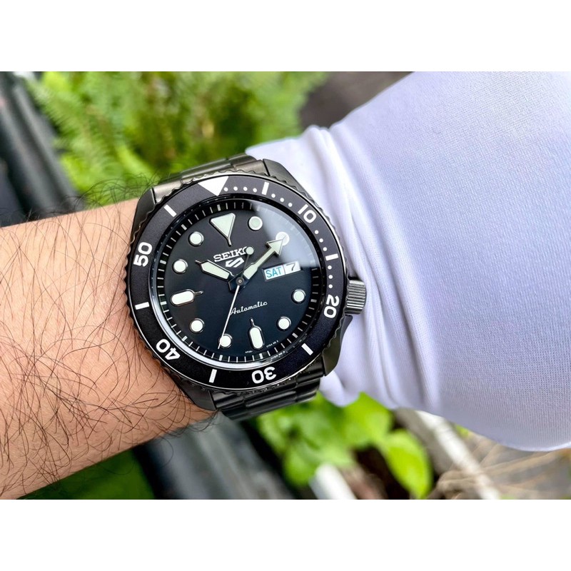 Đồng hồ nam Seiko 5 Sport New Style SRPD65K1 full black