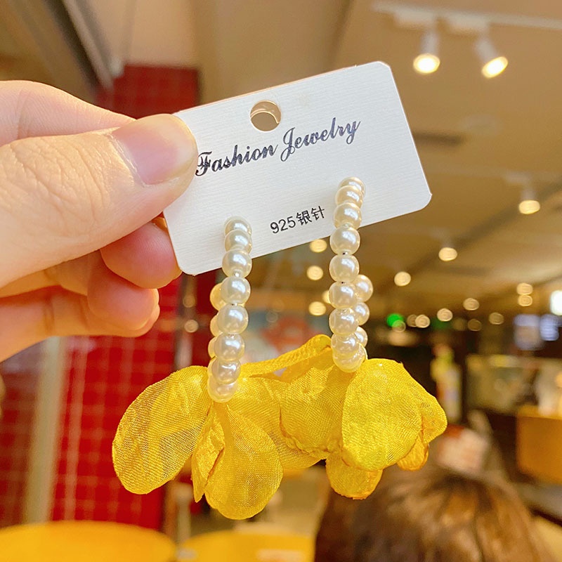 Đôi bông tai mạ bạc 925 đính cánh hoa và ngọc trai thời trang dành cho nữ