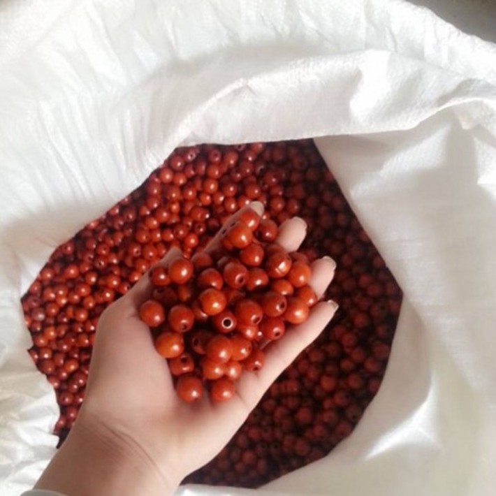 Sản Phẩm Đệm hạt gỗ tựa lưng massage ô tô 100% gỗ Hương Đỏ tự nhiên, đan kết diềm mép cao cấp - Dạng cài đàn .