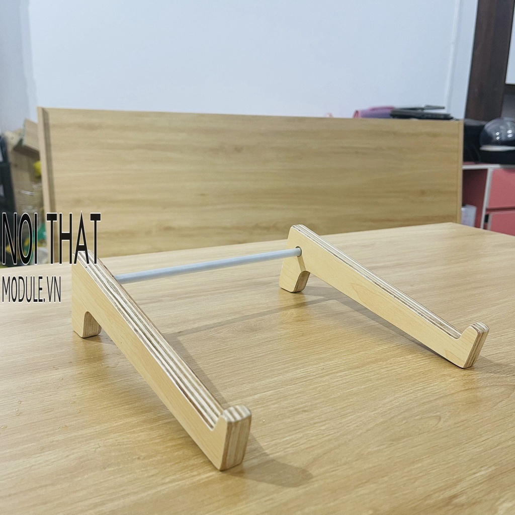 Giá đỡ laptop chất liệu gỗ plywood không ẩm mốc bền đẹp