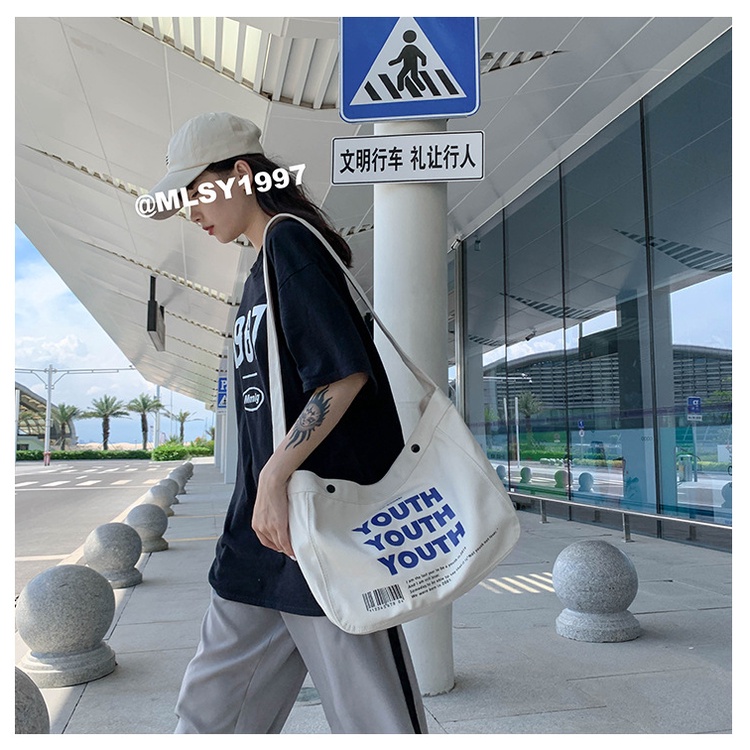 Túi đeo chéo đi học Youth vải canvas Túi đeo vai unisex giá rẻ đi chơi phong cách Hàn Quốc Bee Canvas