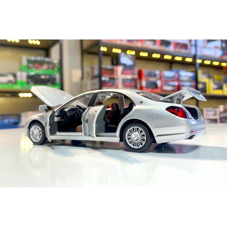 Mô hình xe ô tô Mercedes-Benz S600 tỉ lệ 1/32 màu bạc