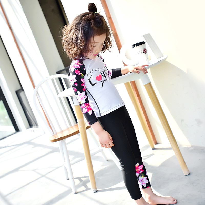 Đồ bơi bé gái tay dài, quần dài phối hoa - bộ rời - màu trắng | BigBuy360 - bigbuy360.vn