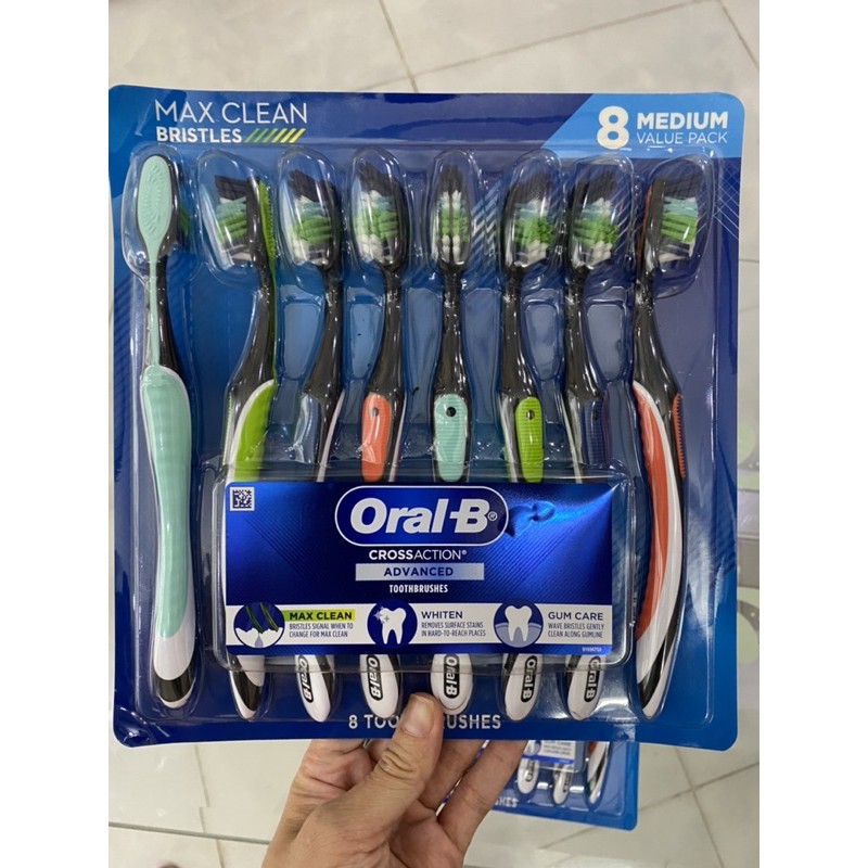 Set bàn chải đánh răng Oral B