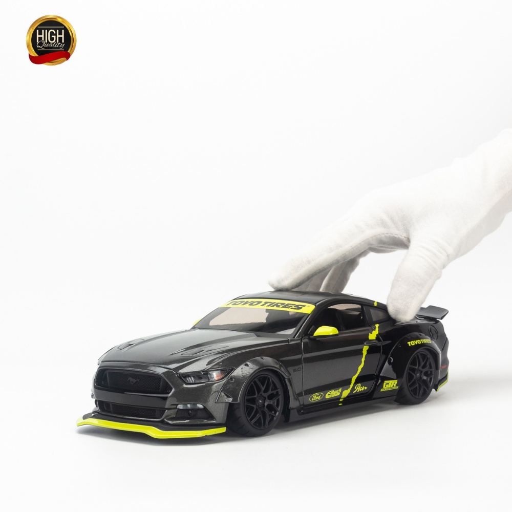 Mô hình xe Ford Transit, Everest, Ecosport, Mustang 1:18