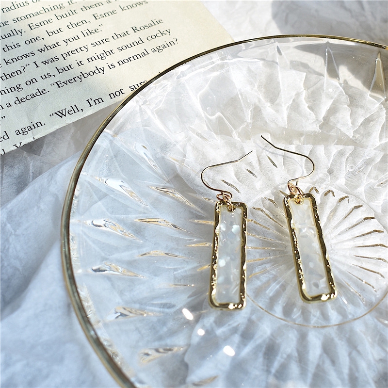 Bông Tai Nữ Trang Dáng Dài Họa Tiết Độc Đáo