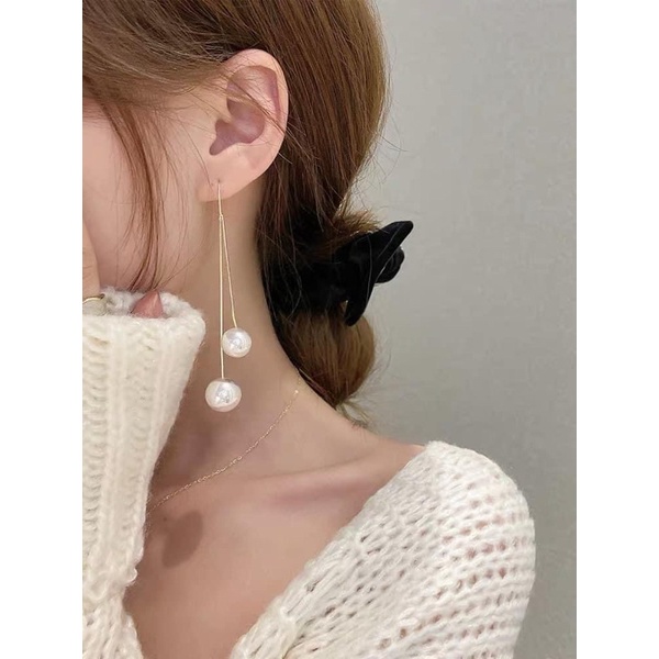 Bông tai Ngọc trắng dài 3 hạt đến 4 hạt..